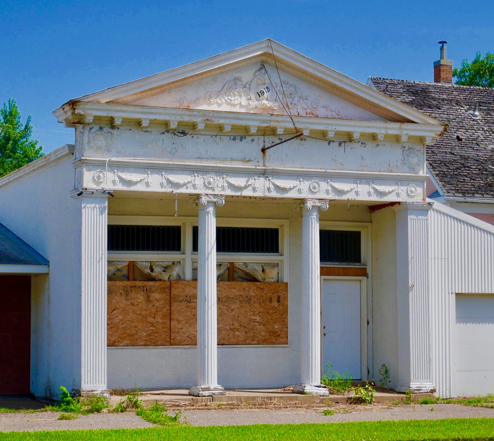 Select to view larger image