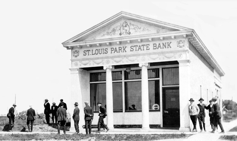 Bankrupt Banks, A Century Past