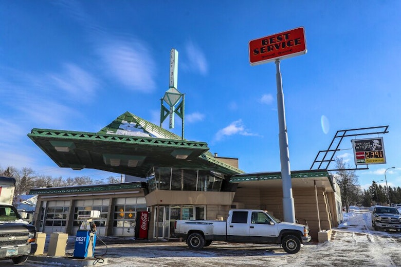 R. W. Lindholm Service Station